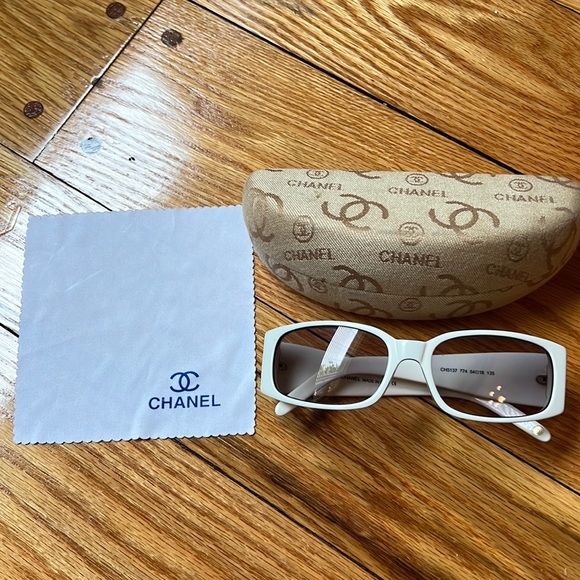 Chanel Sunglasses - Picture 1 of 14
